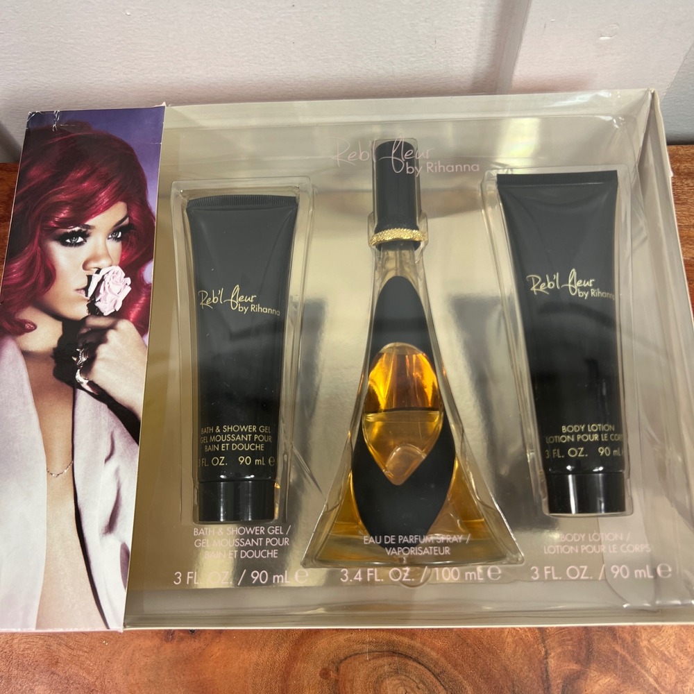 Rihanna Reb'l Fleur 3 Pc Fragrance Gift Set EDP 3.4oz Lotion Shower Gel New